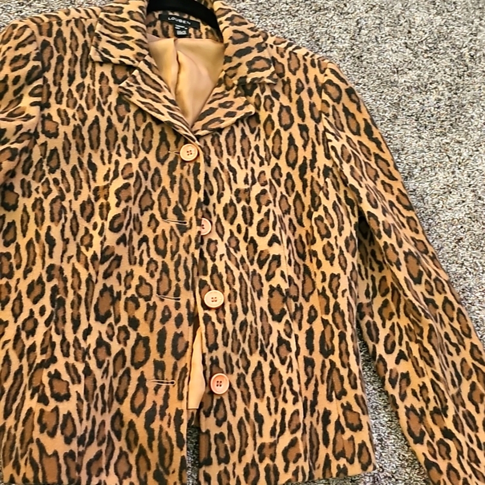 Louben animal print blazer 10